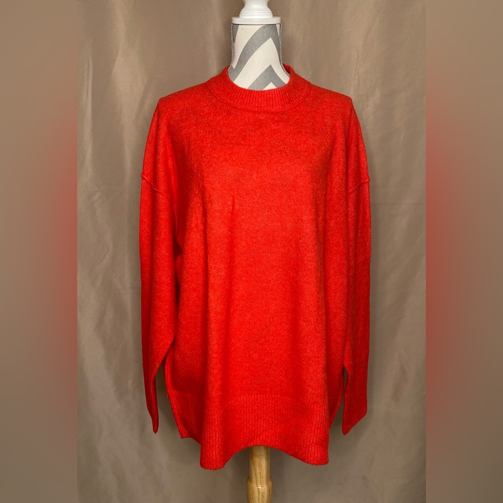 New Aerie Red Medium Sweater